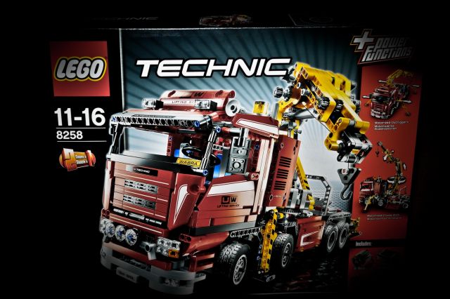 Lego Technik 8258 1